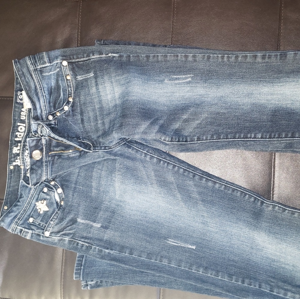 LA idol jeans